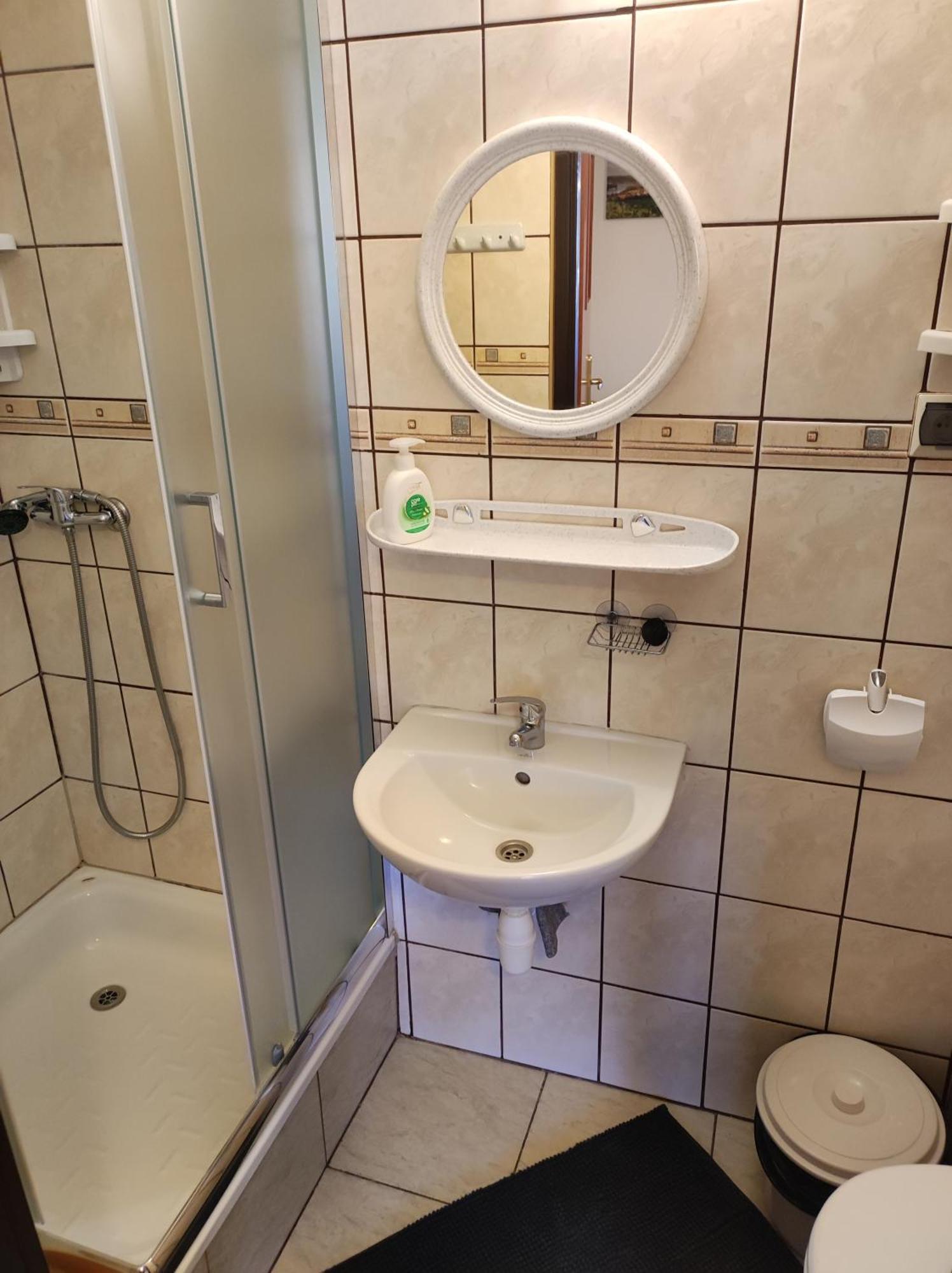 Dom Goscinny Ewa - Noclegi W Polanczyku Exteriér fotografie